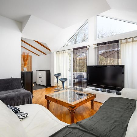 Apartments Suzy Umag Eksteriør bilde